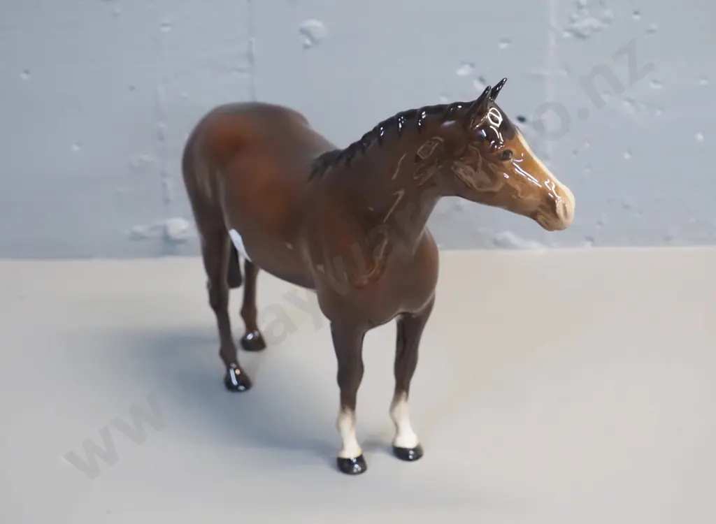 Beswick horse figure H-210 L-240 Image 1++