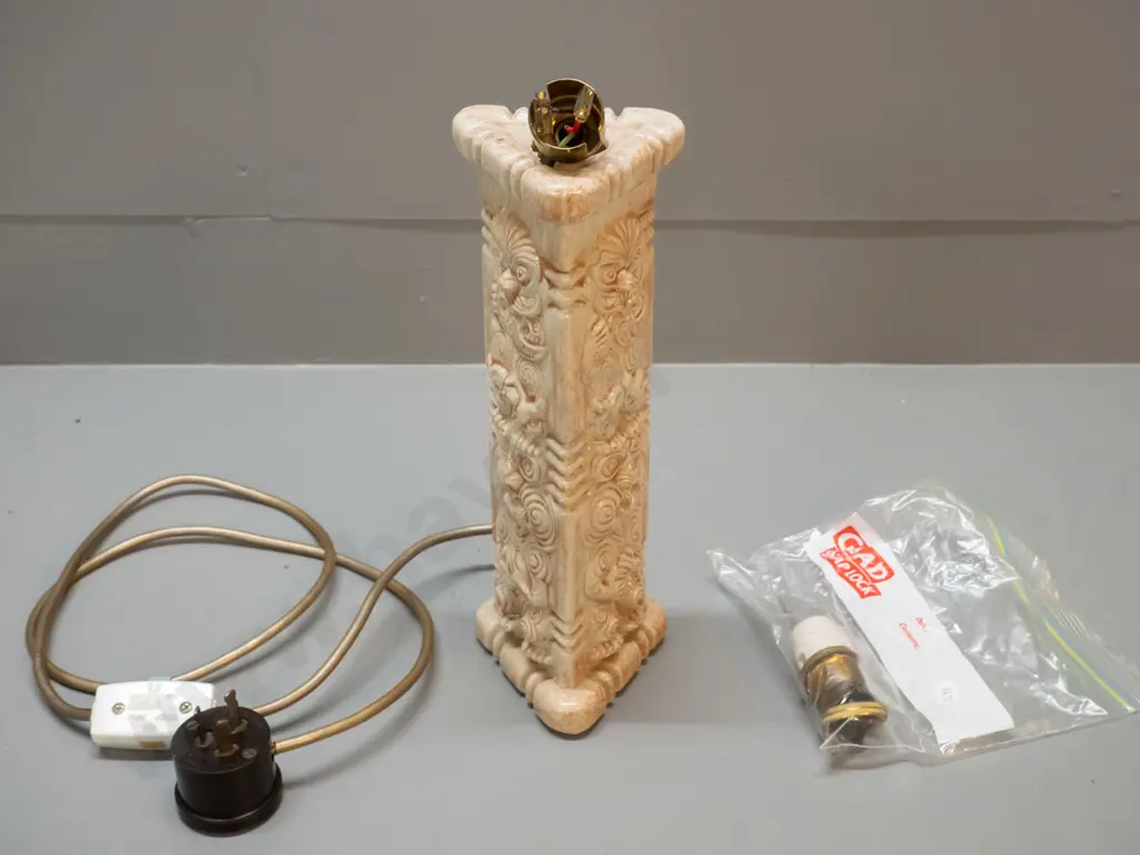 Temuka pottery 3-sided tiki motif table lamp base - needs rewiring, includes extra fitting, has chip on base  H-290 Image 1++
