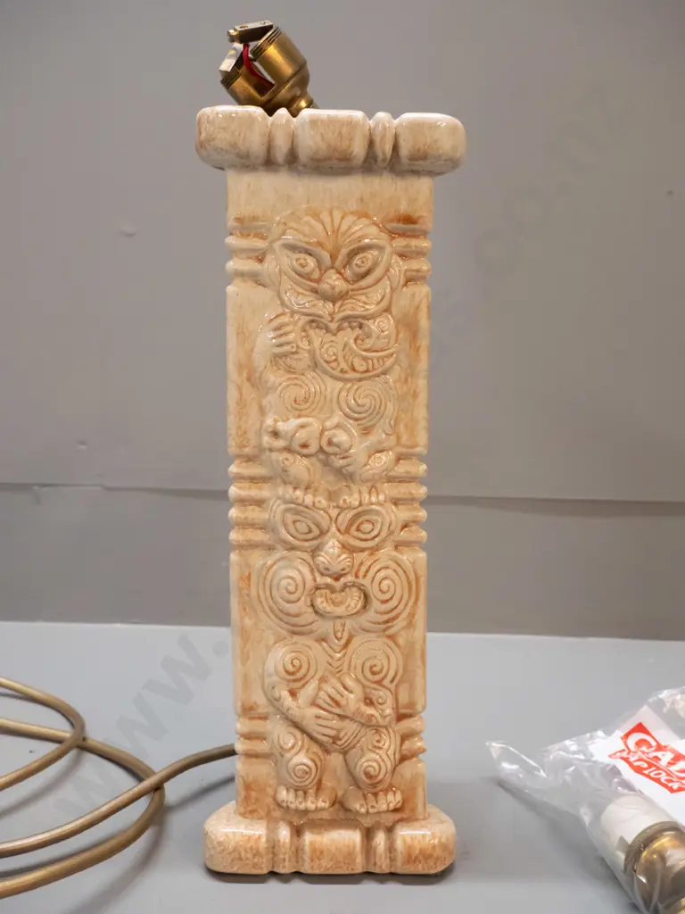 Temuka pottery 3-sided tiki motif table lamp base - needs rewiring, includes extra fitting, has chip on base  H-290 Image 1++