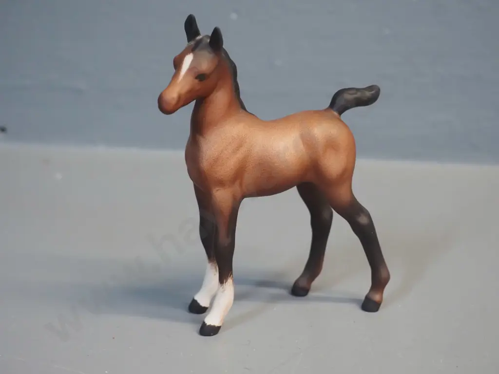 small Beswick foal figurine H-115 L-90 Image 1++