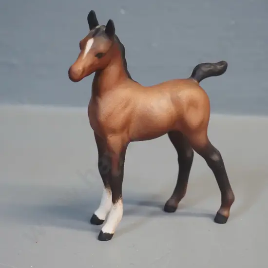 small Beswick foal figurine H-115 L-90
