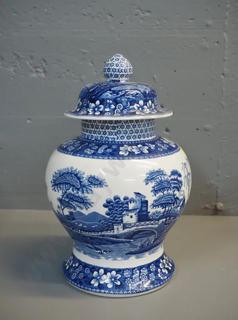 Spode "Blue Tower" lidded urn/temple jar H- 285 Image 1++