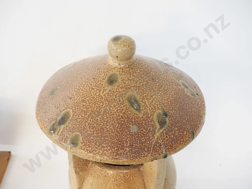 vintage salt glazed capped chimney pot - hairline crack on side H-570 D-350 Image 1++