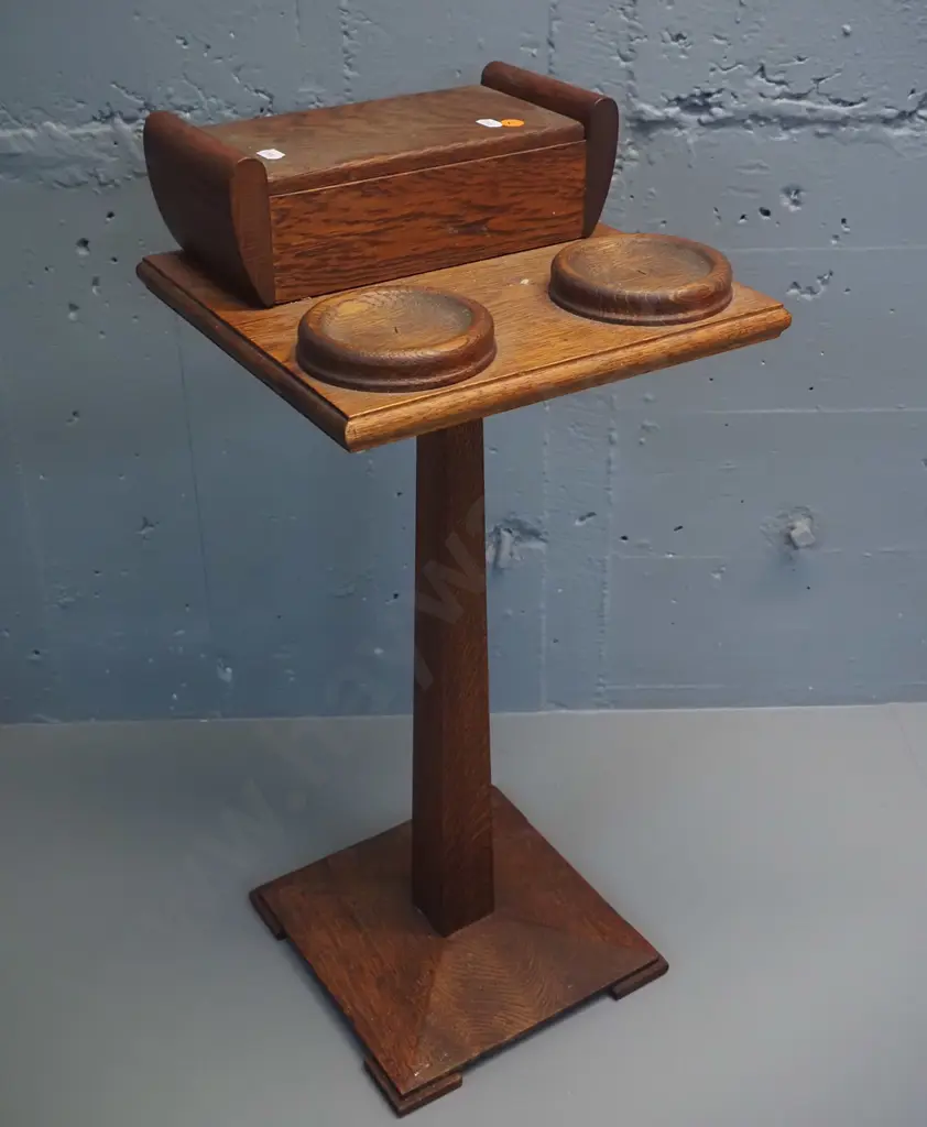 deco oak smoker's stand with built-in cigarette and match holders, 2 ashtray holders H-630 W-280 D-280 Image 1++