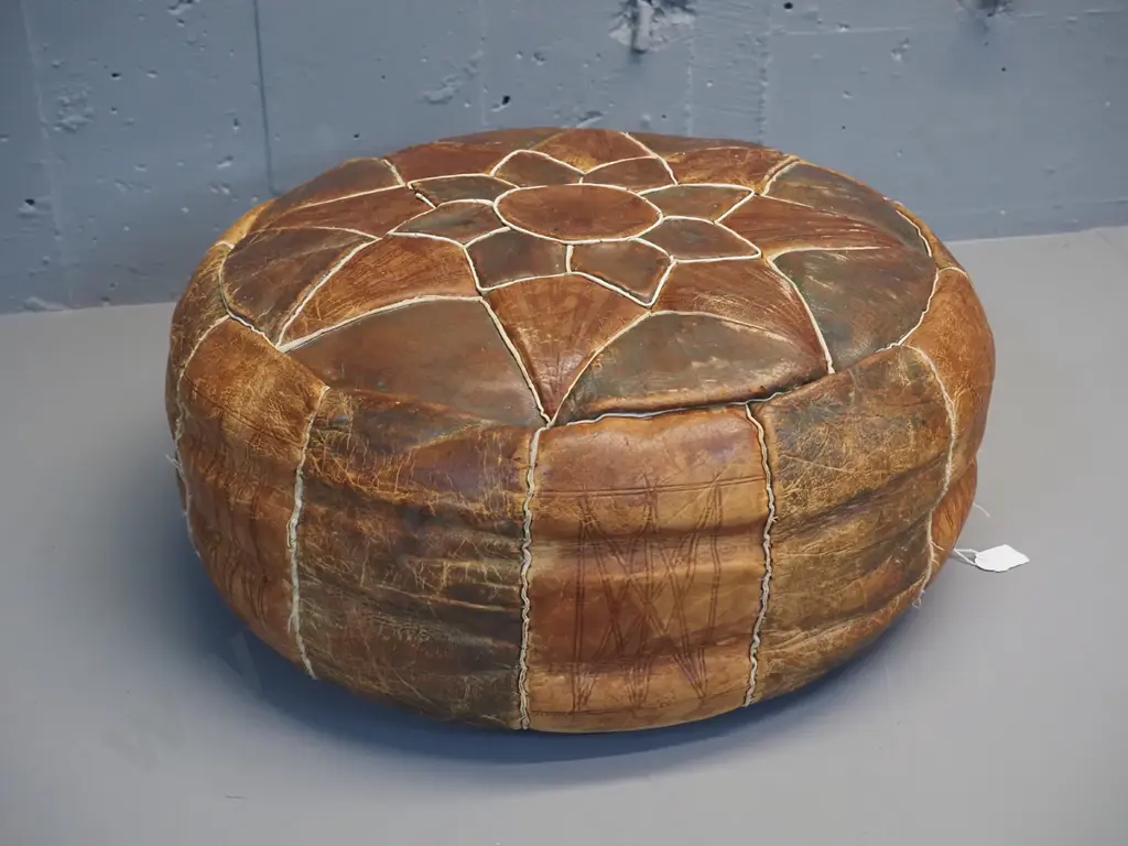 vintage leather pouffe - aged patina to leather H-160 D-410 Image 1++