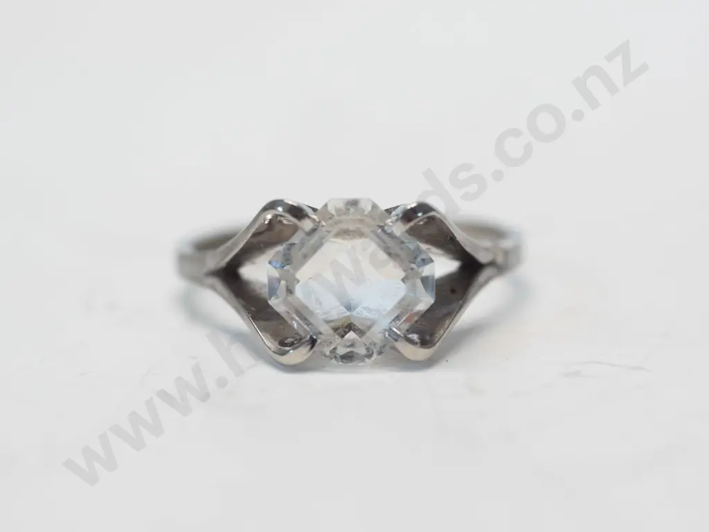 slver cz ring  stamped sterling silver Image 1++