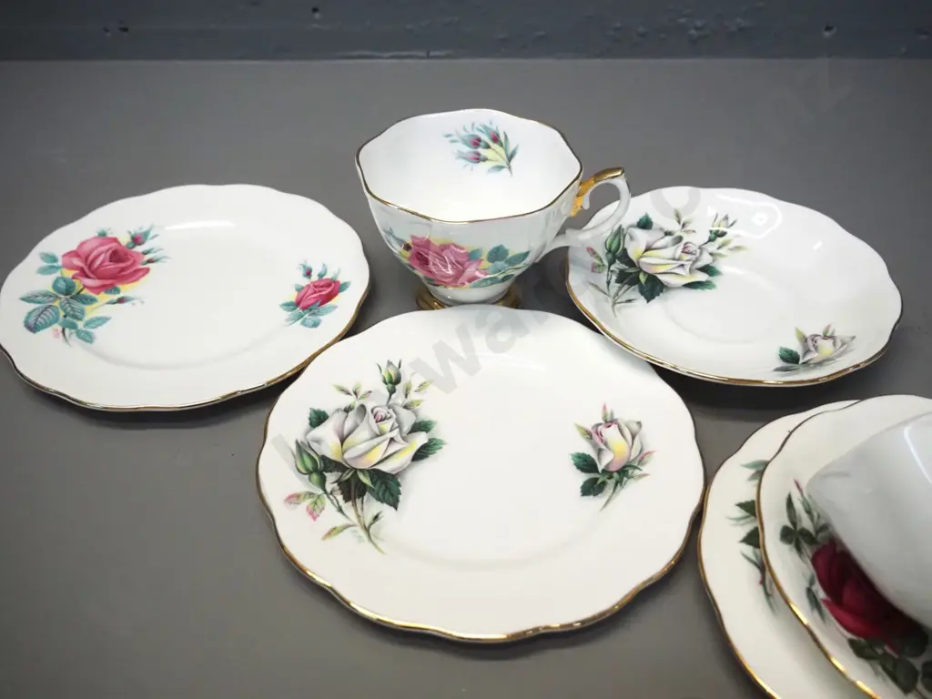 4 Royal Albert 'Sweetheart Roses' trios, another cup with mismatched saucer and plate and a spare plate Image 1++