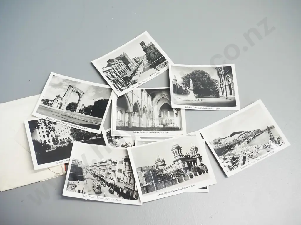 13 small New Zealand souvenir photo sets - north and south island locations Image 1++
