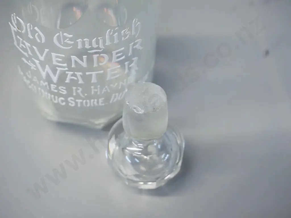 vintage stoppered apothecary bottle - lavender water, Hayne's Dunedin H-150 Image 1++