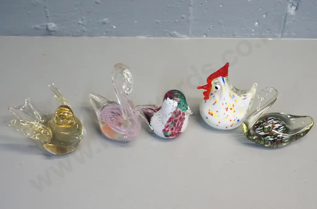 5 small art glass bird figurines - taller swan is H-115 Image 1++