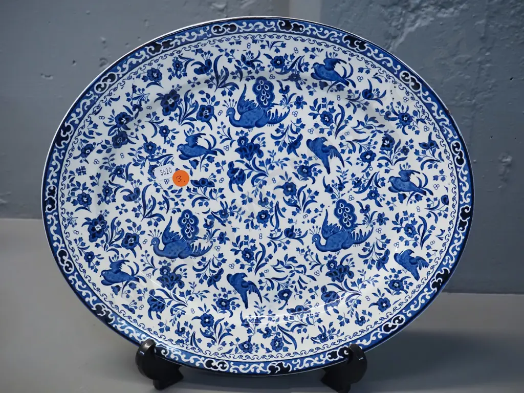 vintage Burleigh blue & white oval ashett L-355 W-300 Image 1++