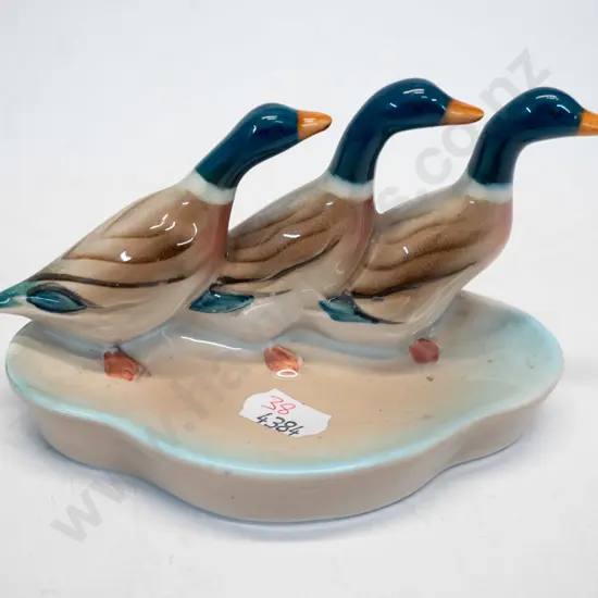 small Beswick duck dish