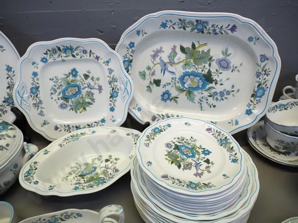 very large collection of Spode "Mulberry" dinnerware, including gravy boat and saucer, lidded vege, ramekins, soups, Image 1++