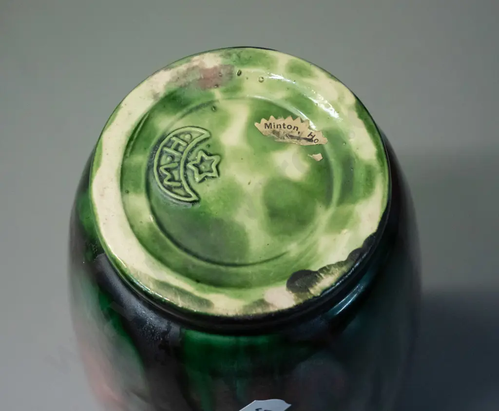 Minton Hollins vase with green and red trickle glaze H-260 Image 1++