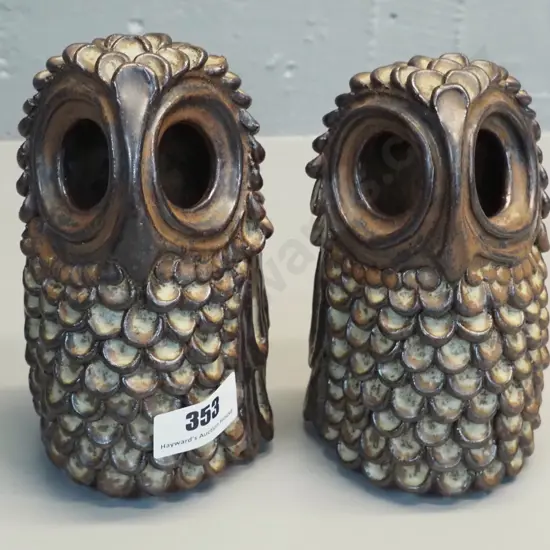 pair of Peggy Stedman pottery tea light owls, chip to one feather H- 200