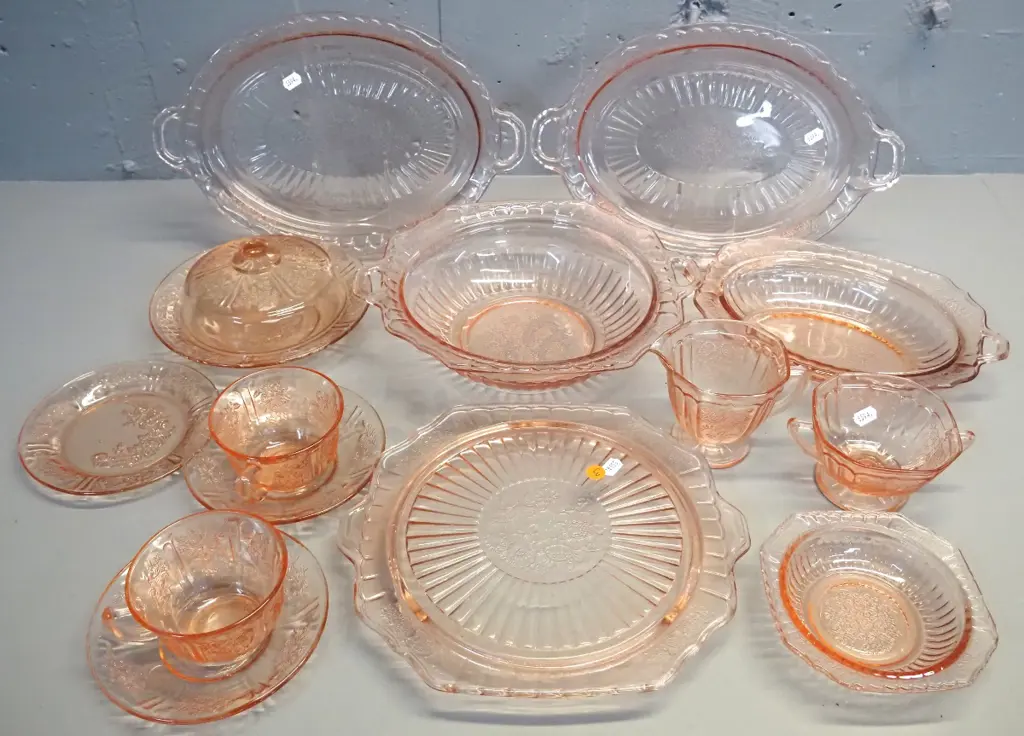 12 pieces of moulded pink  rose pattern depression glass -  serving bowl is D-250, larger plate is L-350 Image 1++