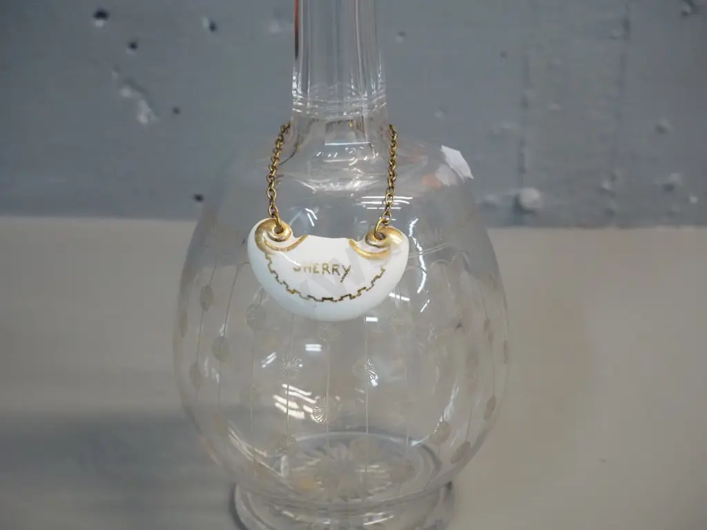 etched crystal stoppered sherry decanter with ceramic label H290 D-110 Image 1++