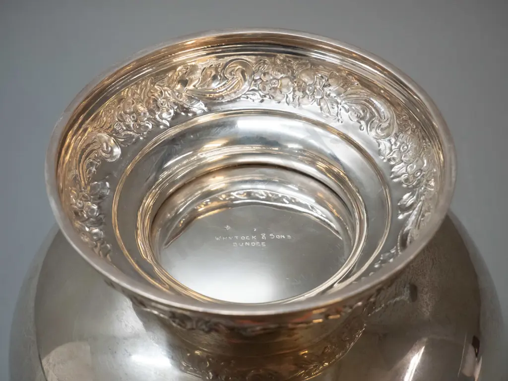 large sterling silver rose bowl 'Whytock & sons Dundee. engraved  DL 1887 7th April 1912 GM - 907gms Image 1++