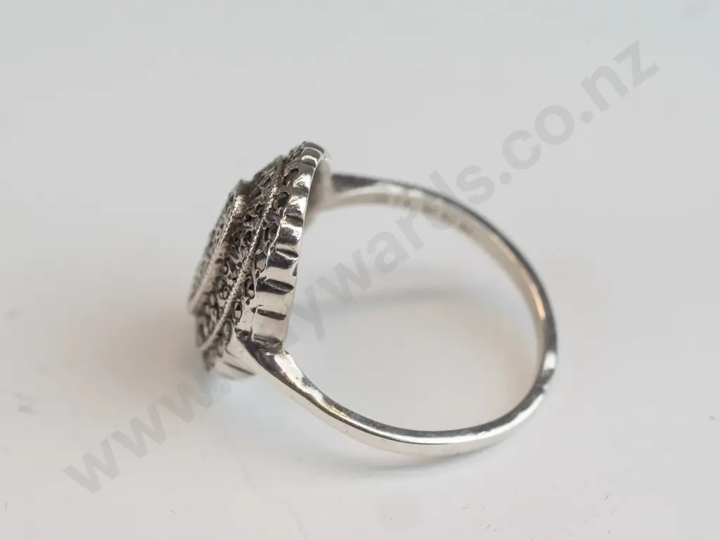 silver marcasite ring stamped silver Image 1++