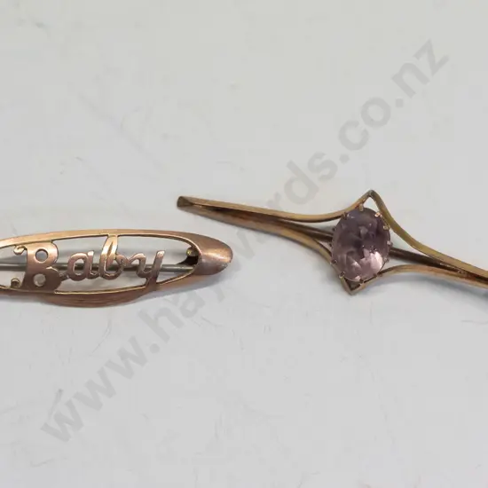 amethyst bar brooch & 'Baby' bar brooch both stamped 9ct