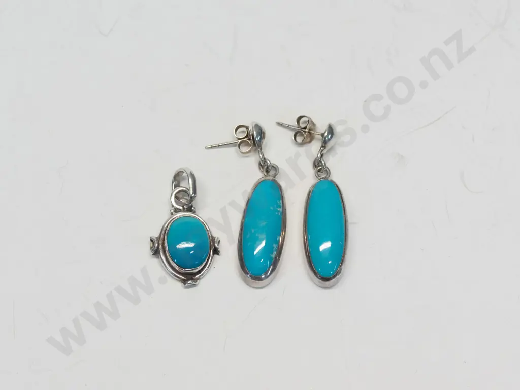 pair of turquoise earrings & necklace [no chain] Image 1++