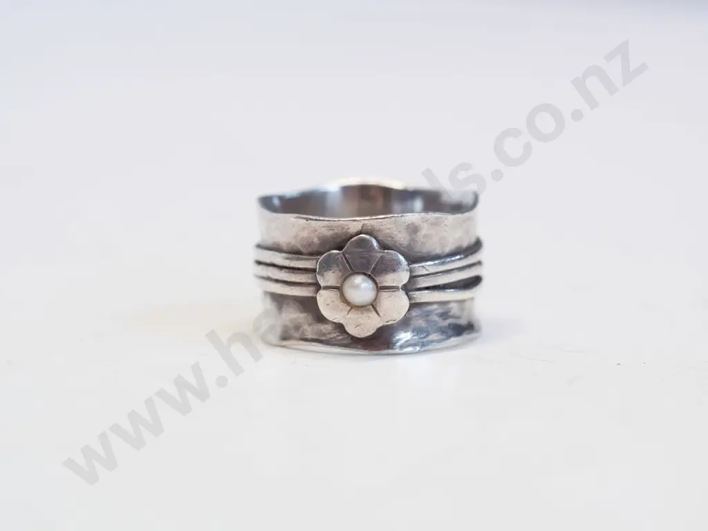 wide silver ring stamped 925 Image 1++