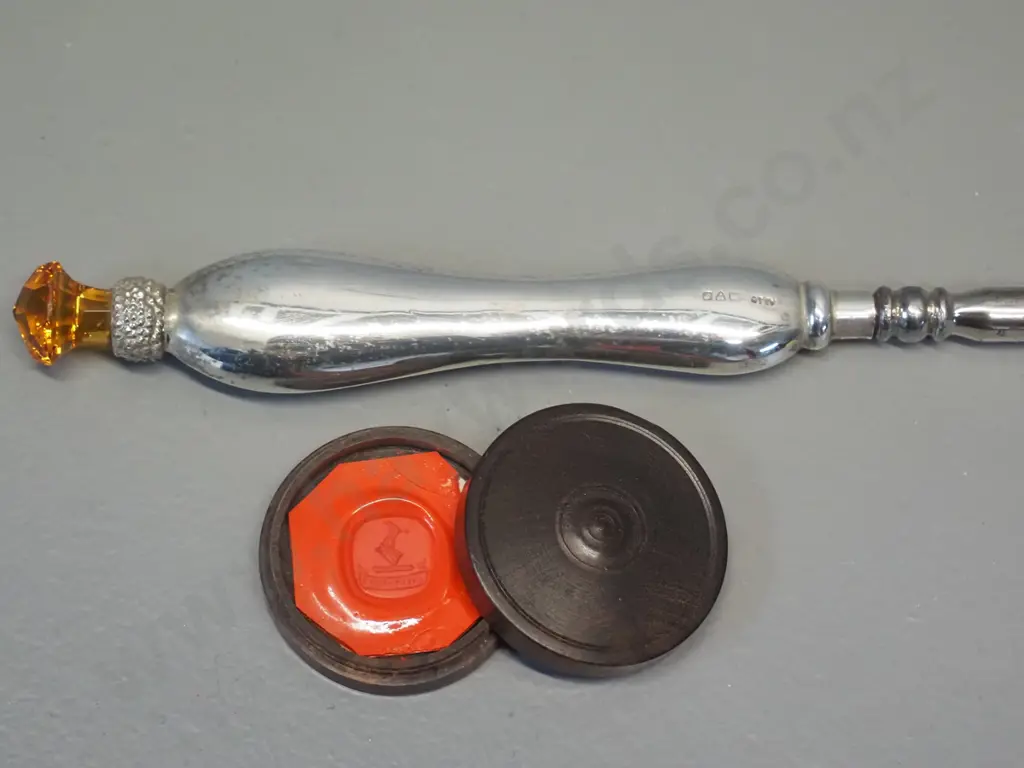 boot / button hook with sterling silver handle w/glass ornament L-245 and a small rosewood box with seal inside D-30 Image 1++