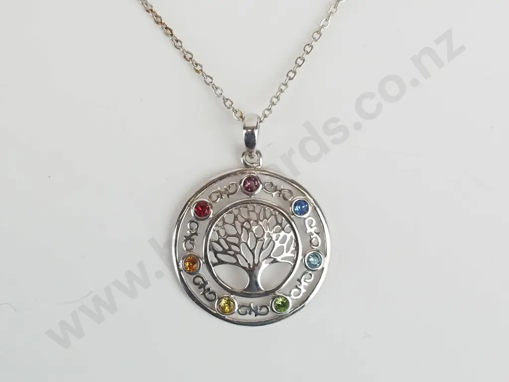silver necklace stamped 925 Image 1++