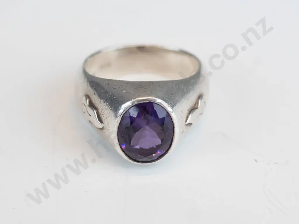 silver amethyst ring stamped 925 Image 1++