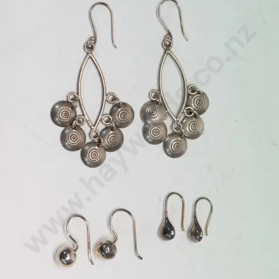 3 pairs of earrings