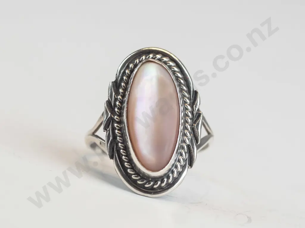 pink stone ring no mark Image 1++