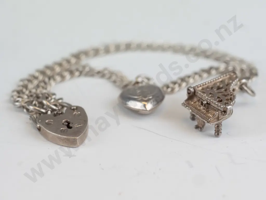 silver charm braclet stamped 925 Image 1++