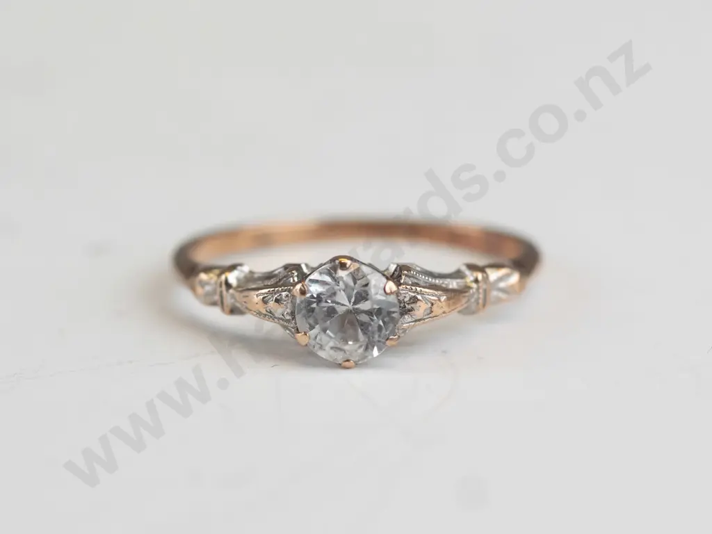 9ct ring stamped 9ct Image 1++