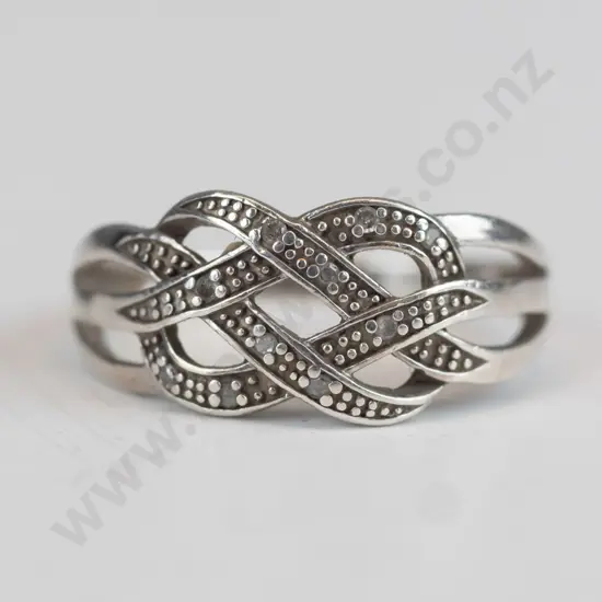 silver marcasite ring stamped 925