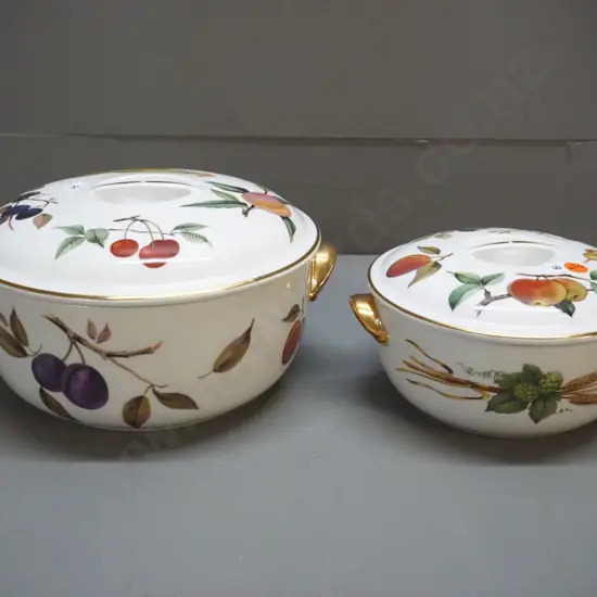 2 Royal Worcester Evesham pattern lidded casseroles - larger is H-140 D-240, one has some discolouration on rim