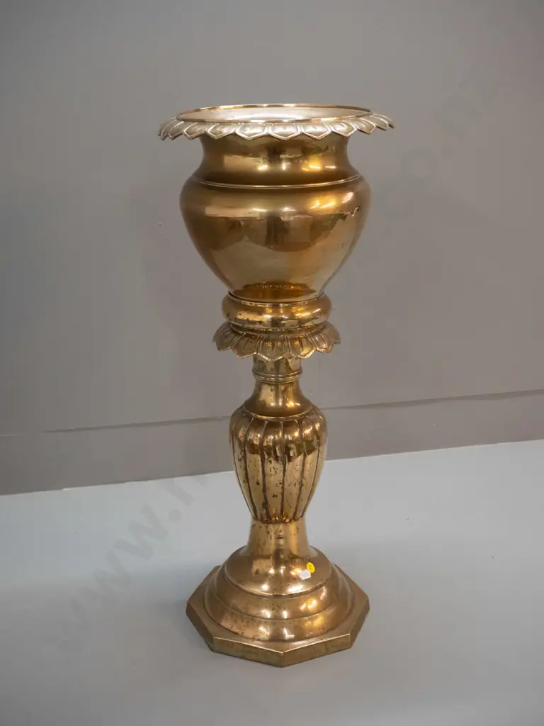 cast brass column shape jardiniere - slightly bent at top rim H-680 D-280 Image 1++