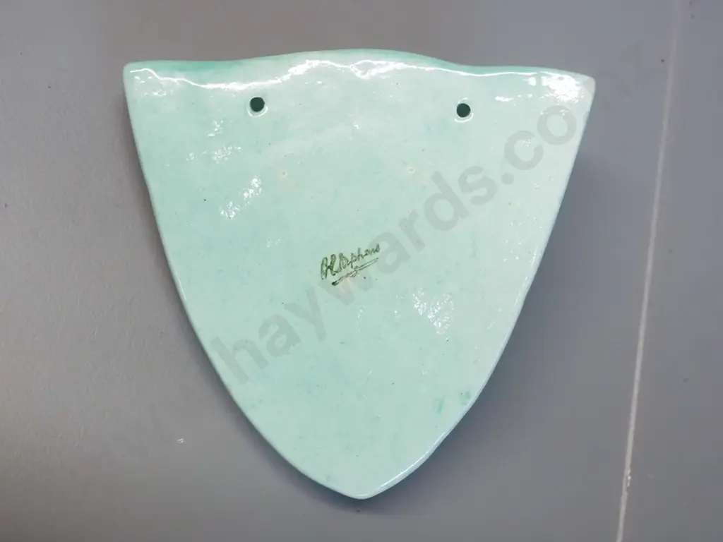 O.C. Stephens wall pocket vase H-170 W-170 Image 1++