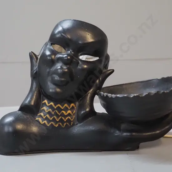retro figural open-top pottery table lamp w/black and gold finish (missing original shade?) H-180 W-250