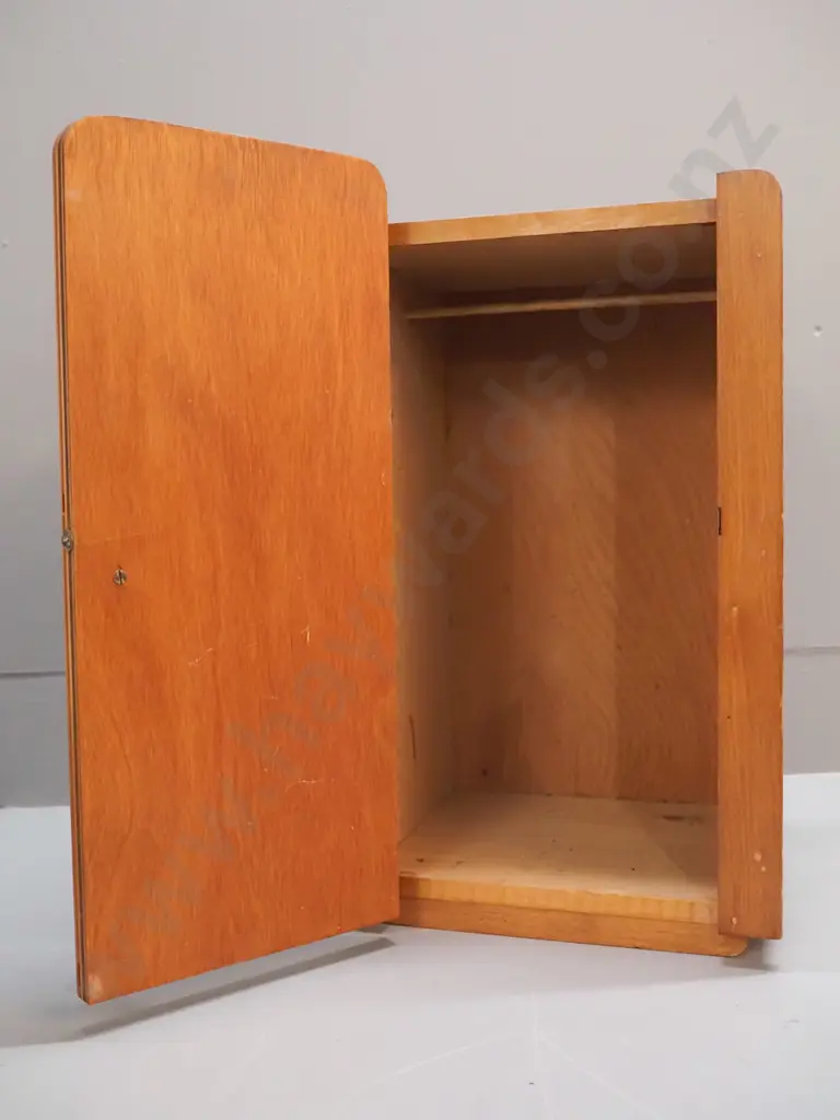 home-made deco style doll's wardrobe H-440 W-250 D-220 Image 1++
