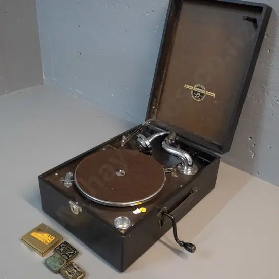 table top gramophone with 4 tins of needles - working