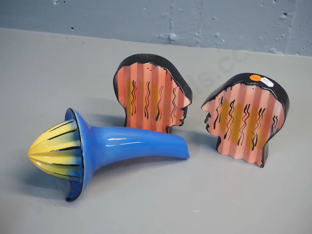 Brendan Adams NZ studio pottery lemon squeezer L-210 and fitted head profile shape set salt & pepper Image 1++