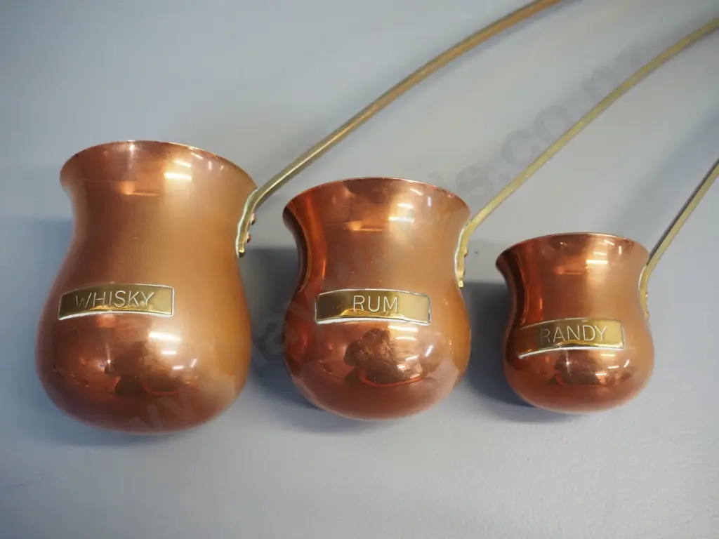 3 copper dippers with brass handles - with name plates Whisky, Rum and Brandy - whisky cup H-90 handle L-380 Image 1++