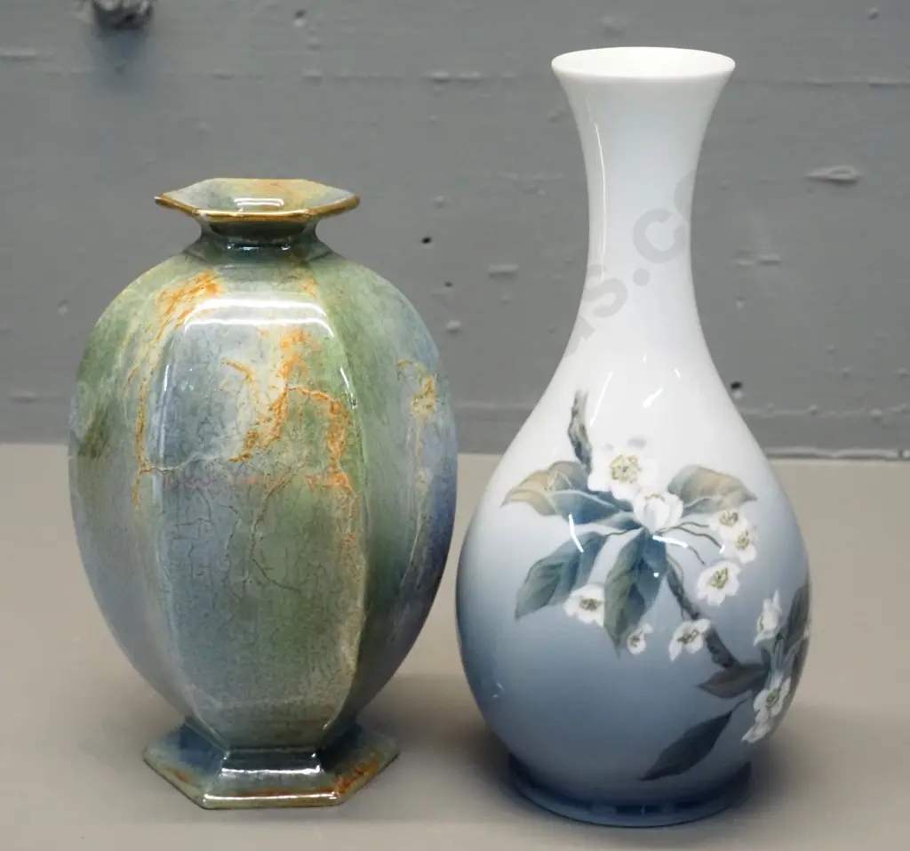2 vases - Wilkinson Oriflamme and Royal Copenhagen blossom pattern 863/51 H-220 D-100 Image 1++
