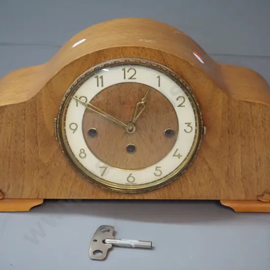deco style oak-cased chiming mantel clock - w/ key & pendulum, made in Germany. Some rubbing to polish H-200 W-370 D-140