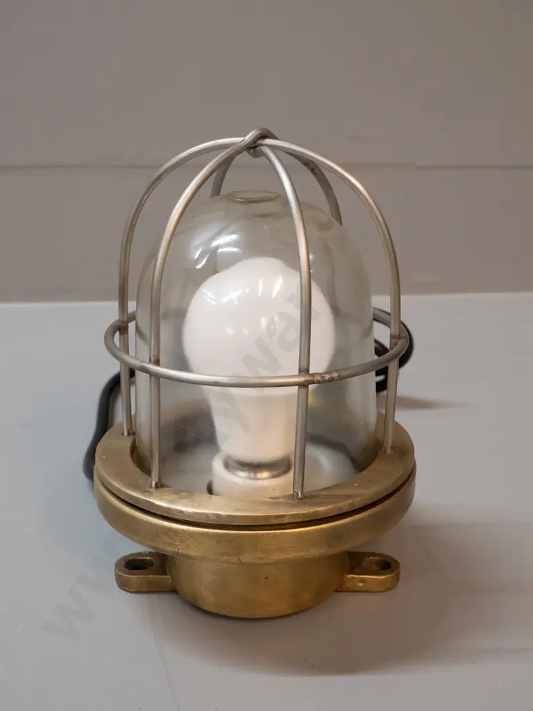 heavy brass and glass nautical light fitting converted to table lamp H-210 D-140 Image 1++