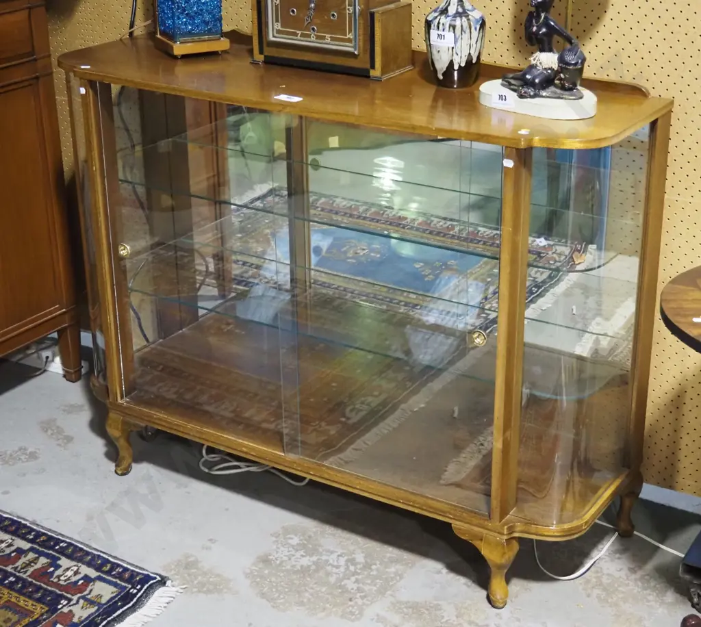mid-century mahogany cab-leg china cabinet with rounded glazed ends, 2 sliding glass doors, 2 adjustable glass shelves & Image 1++