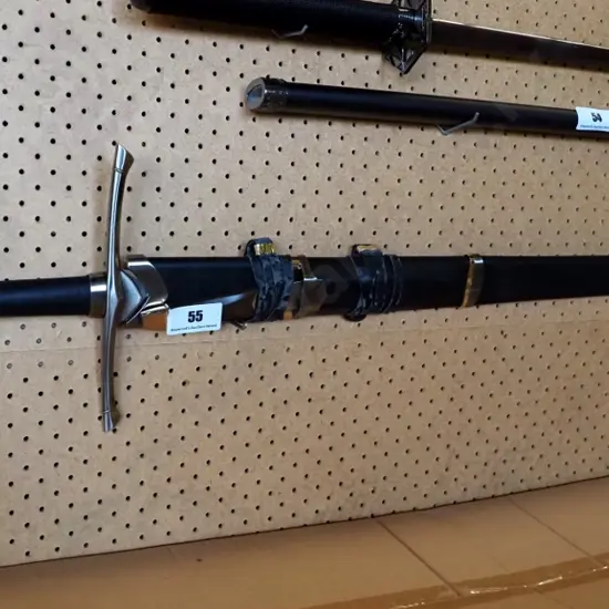 Lord of the Rings Strider sword and scabbard