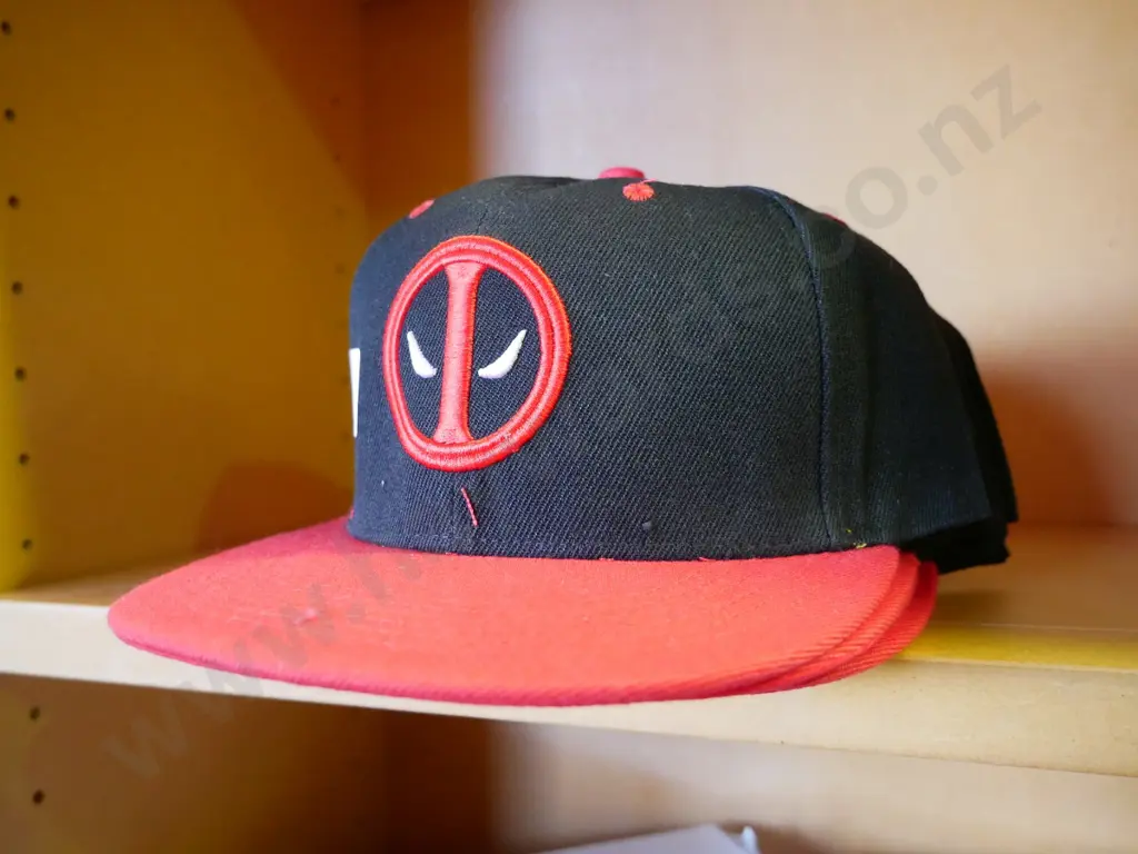 Deadpool hats Image 1++