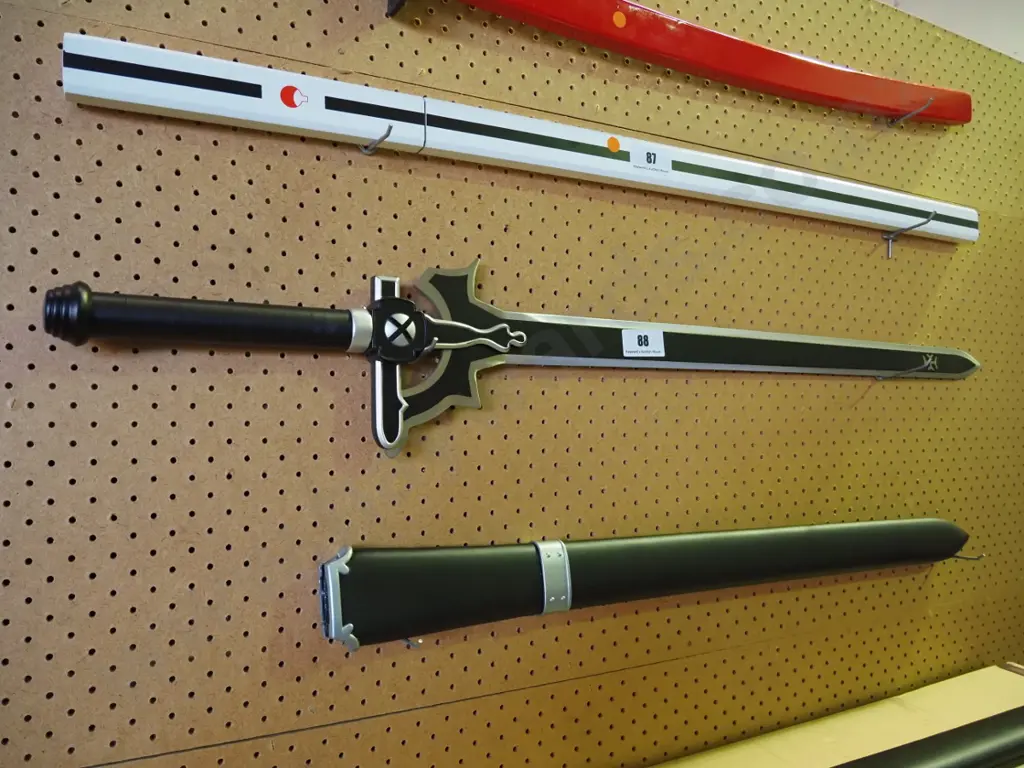Sword Art Online Elucidator sword and sheath Image 1++