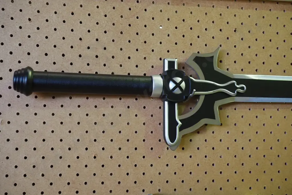Sword Art Online Elucidator sword and sheath Image 1++